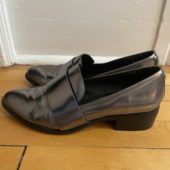 Silver Loafer/Oxford Shoes - Picture 3 of 10